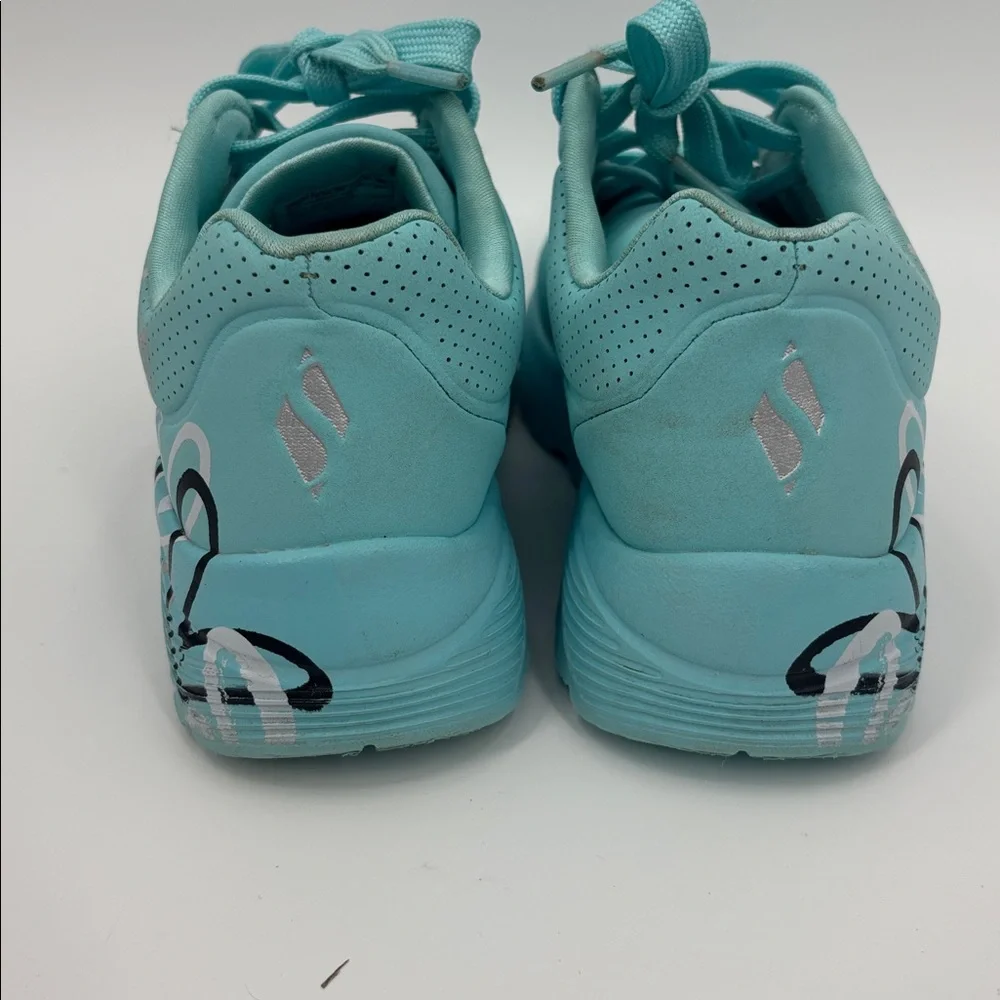 Skechers fun comfy